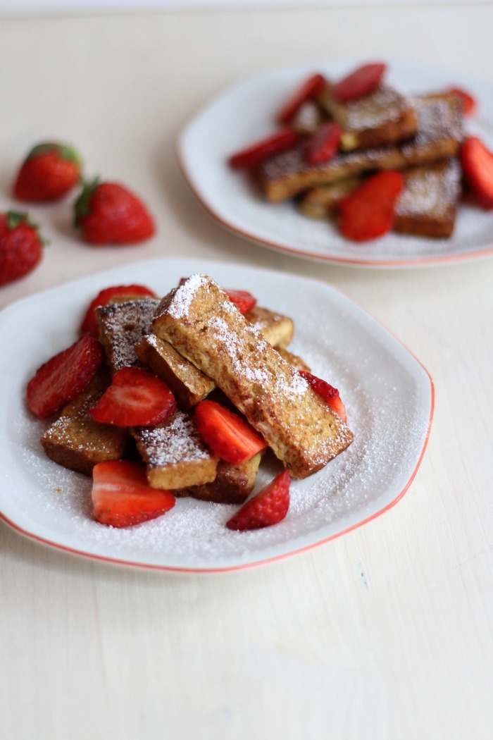 French Toast Sticks mit Erdbeeren